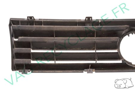 Calandre 867853653G pour Volkswagen Polo 2 Phase 2 2F 1990 à 1994 - Image 3