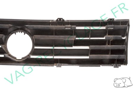 Calandre 867853653G pour Volkswagen Polo 2 Phase 2 2F 1990 à 1994 - Image 4