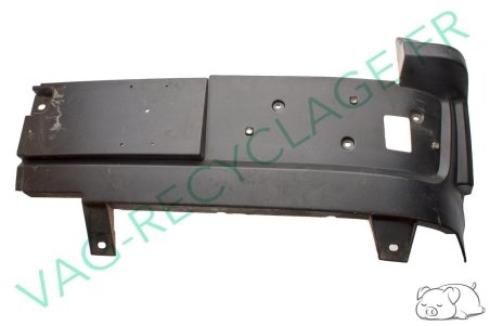 Cache feux arrière droit 19195 55060/1 pour Seat Fura / Seat 127 Phase 3 - Image 1