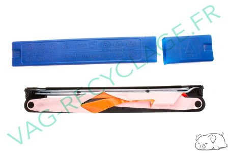 Triangle de signalisation 1095457 Bmw Z4 Roadster E85 et Bmw Z4 Coupé E86 - Image 1