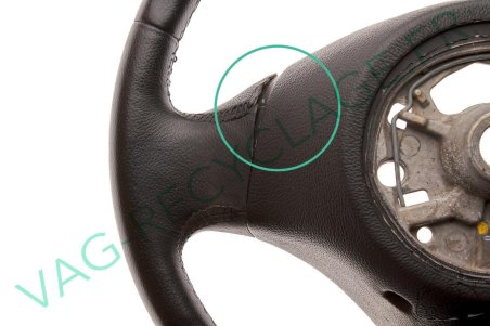 Volant cuir 32306795568 Bmw série 3 E90 E91 LCI et Bmw X1 E84 (moyen) - Image 6