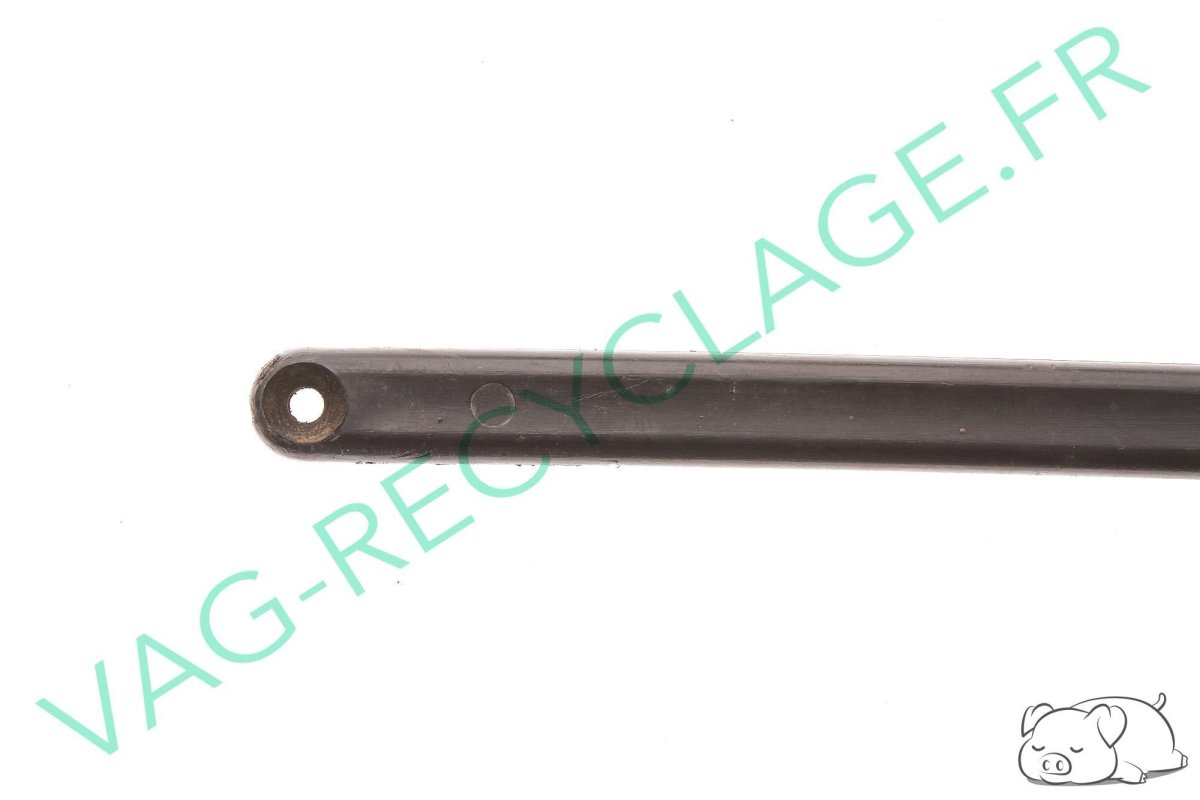 Sangle plage arrière pour Volkswagen Scirocco 1 - Image 1