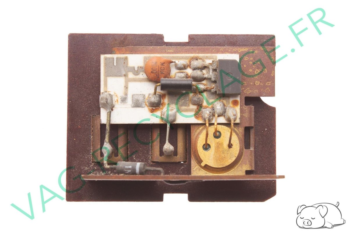 Régulateur de tension compteur VDO 321919041 Audi 80 B1 et Volkswagen Passat 1 - Image 1