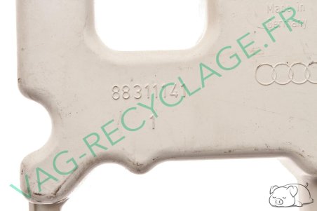 Cache arrière 443919137AA compteur VDO pour Audi 100 C3 - Image 3