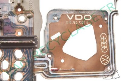 Circuit imprimé 811919059M compteur VDO pour Audi 80 B2 et Audi Coupé GT - Image 8