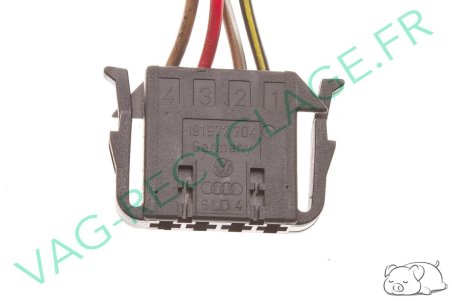 Fiche connecteur 4 pôles 191972704 Passat Corrado Golf 3 Polo 2 Polo 3 - Image 2