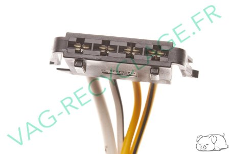 Fiche connecteur 4 pôles 191972754 Polo 3 Passat Golf 3 Transporter T4 - Image 4
