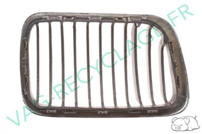 Haricot grille de calandre 51138185801 coté gauche pour Bmw série 3 E46 - Image 1