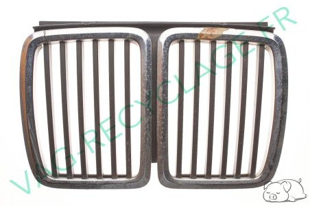 Haricots grille de calandre 51131945877 pour Bmw série 3 E30 Mauvais état - Image 1