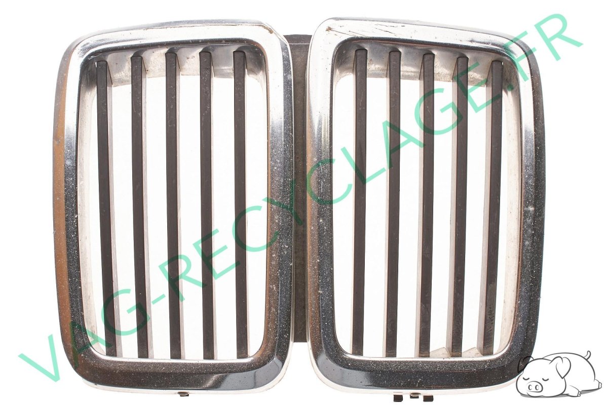 Haricots grille de calandre 51131873253 Bmw série 5 E28 pour pièces - Image 1