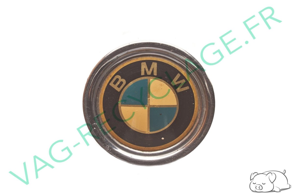 Cache moyeu chromé 36131114180 Bmw série 3 E21 E30 et Bmw 2002 - Image 1