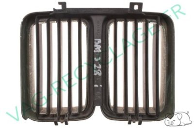 Haricots grille de calandre 51131873253 Bmw série 5 E28 - Image 1