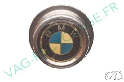 Cache moyeu chromé 36131127230 pour Bmw série 3 E30 avec jantes acier - Image 1