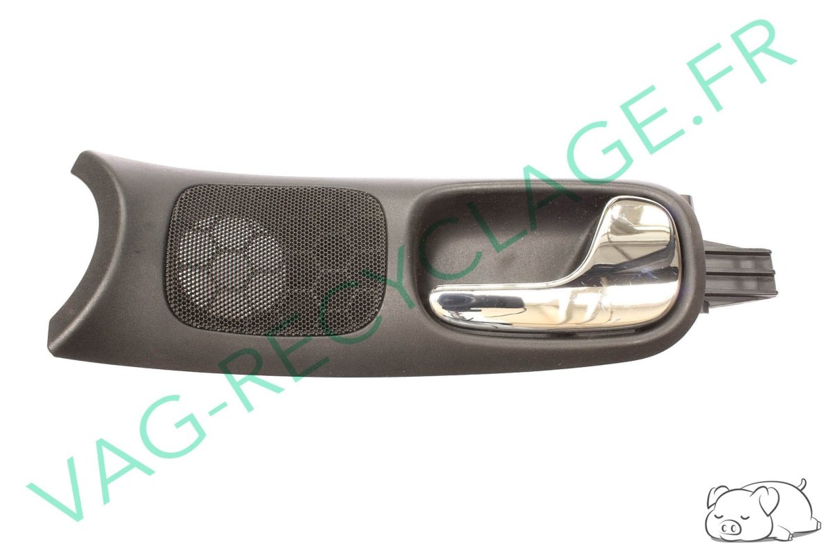 Poignée de porte intérieure droite 8D1837020 pour Audi A4 B5 - Image 1