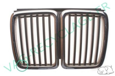 Haricots grille de calandre 51131945877 Bmw série 3 E30 - Image 1