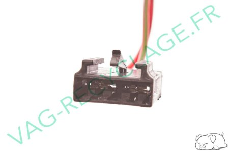 Porte fusible 443937530 noir Audi 80 B2 B3 B4 Audi A3 8L Audi A4 B5 A6 C4 - Image 3