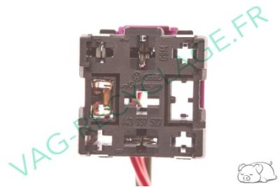 Support de relai 9 pôles 443937527 Audi Seat Skoda Volkswagen - Image 3