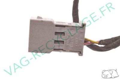 Fiche plate femelle 3 pôles grise 4B0971993 Audi A4 B5 Audi A6 C5 Audi A8 D2 - Image 1