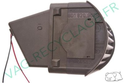 Grille ventilation droite Bleu maritime 8D1820902B pour Audi A4 B5 / RS4 B5 - Image 4