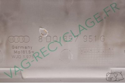 Insert de cendrier avant 8D0857951G pour Audi A4 B5 Phase 2 et Audi RS4 B5 - Image 3