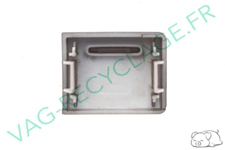 Cache bouton droit 8D0941516 pour Audi A4 B5 Phase 2 et Audi RS4 B5 - Image 2