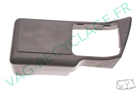 Cache bocal huile direction assistée 8D0972807 pour Audi A4 B5 et Audi RS4 B5 - Image 1