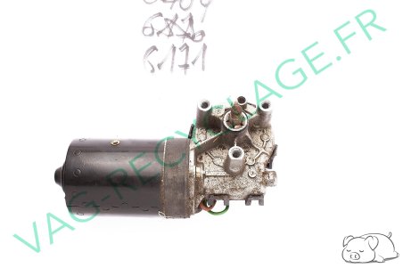 Moteur essuie-glace avant Bosch 8D1955113B 0390241132 Passat 5 et Audi A4 B5 - Image 1