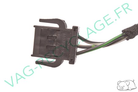 Fiche plate 3 pôles noire 893971633T pour Volkswagen Seat Skoda Audi - Image 1