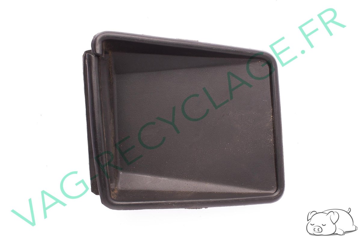 Guide passage ceinture de sécurité avant droit 193867330 pour Golf 2 Jetta 2 - Image 1