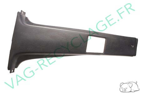 Cache montant porte milieu bas coté gauche 193867297A pour Golf 2 et Jetta 2 - Image 1