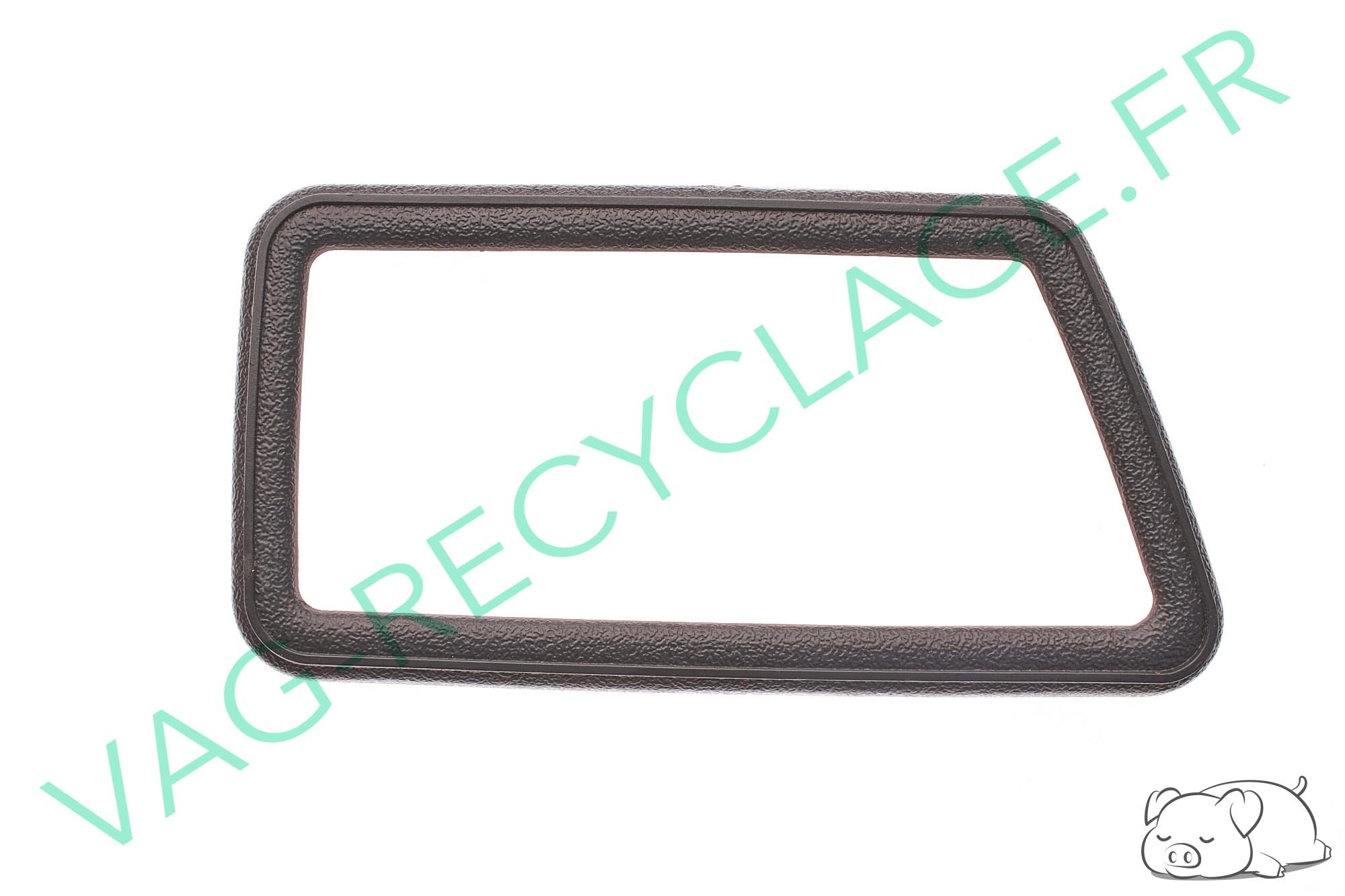 Cache poignée porte intérieure droite 321837248 Golf 2 Corrado Scirocco Polo - Image 1