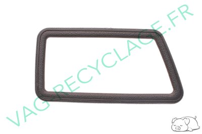 Cache poignée porte intérieure droite 321837248 Golf 2 Corrado Scirocco Polo - Image 1