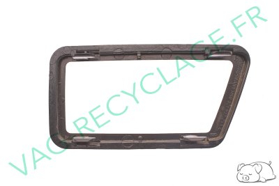 Cache poignée porte intérieure droite 321837248 Golf 2 Corrado Scirocco Polo - Image 1