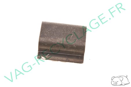 Agrafe boitier ventilation chauffage 321819059 Audi 80 100 200 A3 A4 A6 TT - Image 1