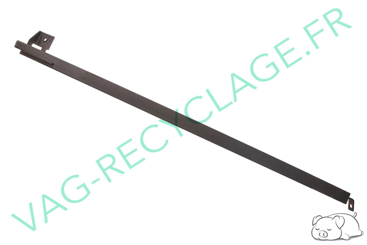 Guide vitre porte arrière droite 193839410 pour Golf 2 et Jetta 2 - Image 1