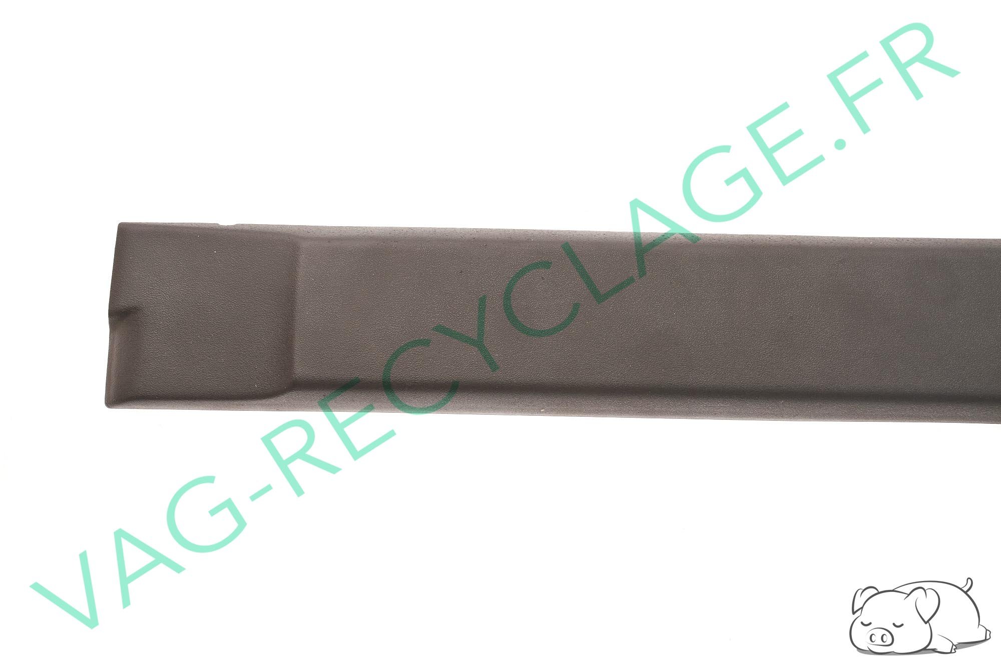 Baguette porte avant droite 193853516F pour Golf 2 et Jetta 2 - Image 1
