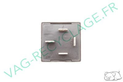 Relai éclairage seuil de porte 382 4D0907131 Audi A3 8L Audi A4 B5 Audi A8 D2 - Image 3