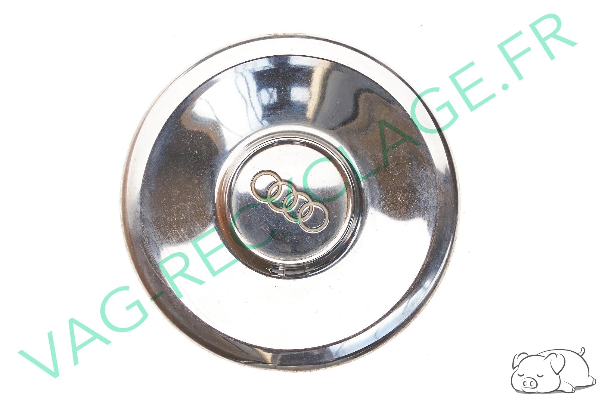Enjoliveur de roue chromé 431601151 pour Audi 100 C2 (moyen) - Image 1