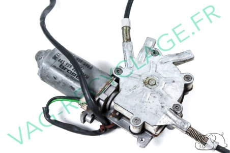 Remonte-vitre électrique arrière droit pour Audi 100 C3 et Audi 200 C3 - Image 2