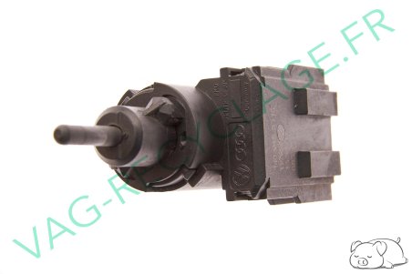 Contacteur feux stop 1J0945511C pour Audi A3 8L et Audi TT 8N - Image 3