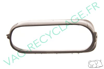 Cache inférieur poignée porte intérieure droite 8L3867196A Audi 8L Phase 2 - Image 1