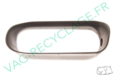 Cache inférieur poignée porte intérieure droite 8L3867196A Audi 8L Phase 2 - Image 4