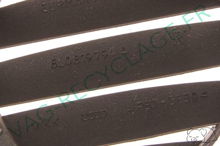 Grille ventilation tableau de bord avant droite 8L0819794A pour Audi 8L - Image 3