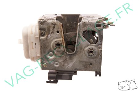 Serrure de porte avant gauche 8D1837015F Audi A4 B5 Audi A8 D2 Audi RS4 B5 - Image 1