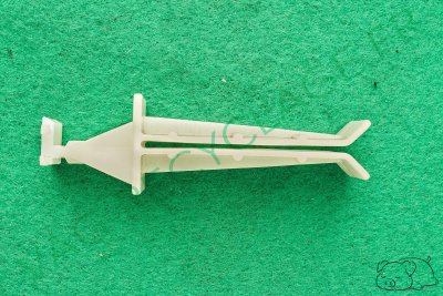 Equerre de fixation du cache sous le volant 1J1858219B Bora Golf 4 New Beetle - Image 1