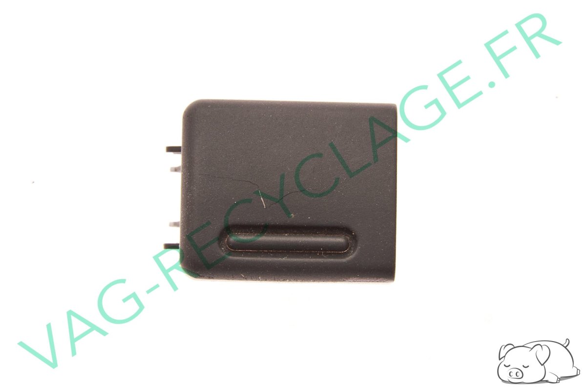 Cache interrupteur gauche 8L0941515C Audi A3 8L de 2001 à 2003 - Image 1