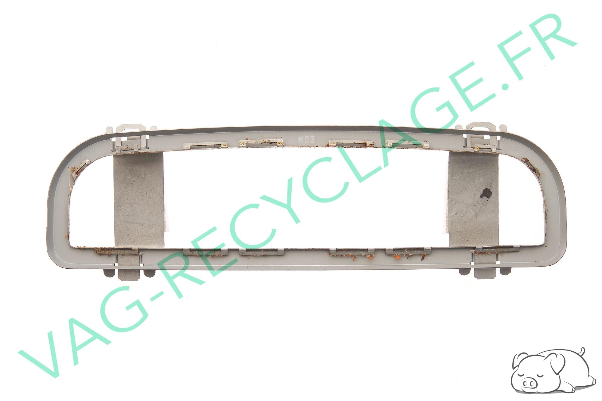 Support plafonnier arrière 8D5868729 pour Audi A3 8L - Image 1