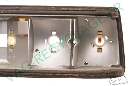 Réflecteur feux arrière droit 1367506 pour Bmw série 3 E21 316 320 320/6 323i - Image 4