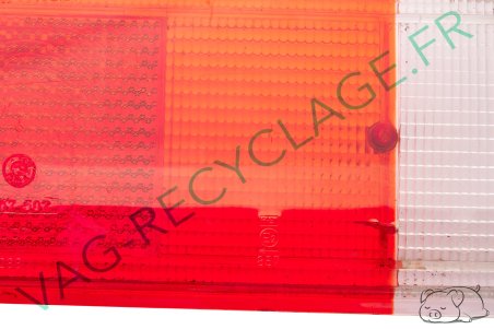 Cabochon cache feux arrière gauche 1367507 pour Bmw série 3 E21 316 320 323i - Image 2