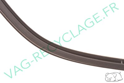 Joint de vitre arrière gauche 8L3831721 pour Audi A3 8L (2 portes) - Image 4